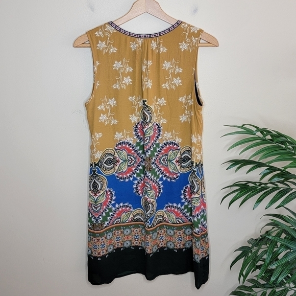 NWT DR2 | Medallion Print Shift Dress with Tassel Tie Neckline Size Small - Picture 4 of 4